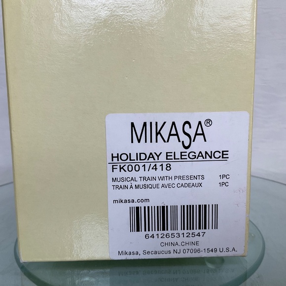 Mikasa Fine Porcelain “Musical Train With Presents”  Vintage Christmas D… - Picture 11 of 13